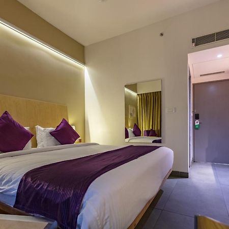 Hotel Aira Vijayawāda Buitenkant foto