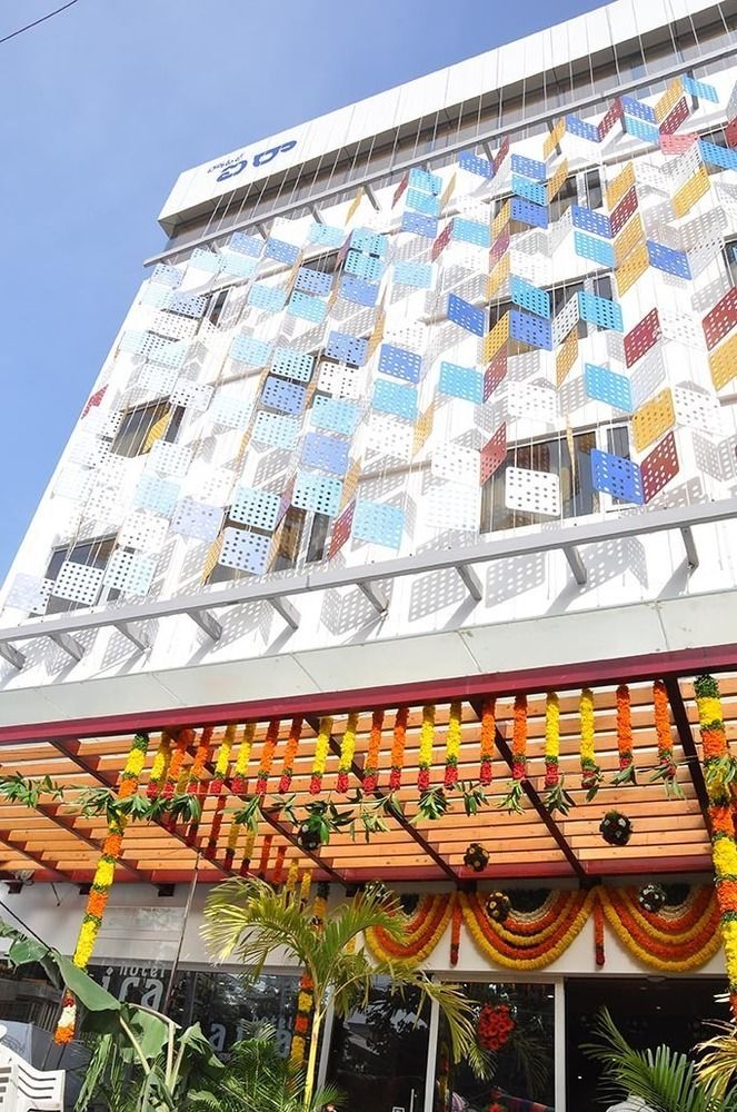 Hotel Aira Vijayawāda Buitenkant foto