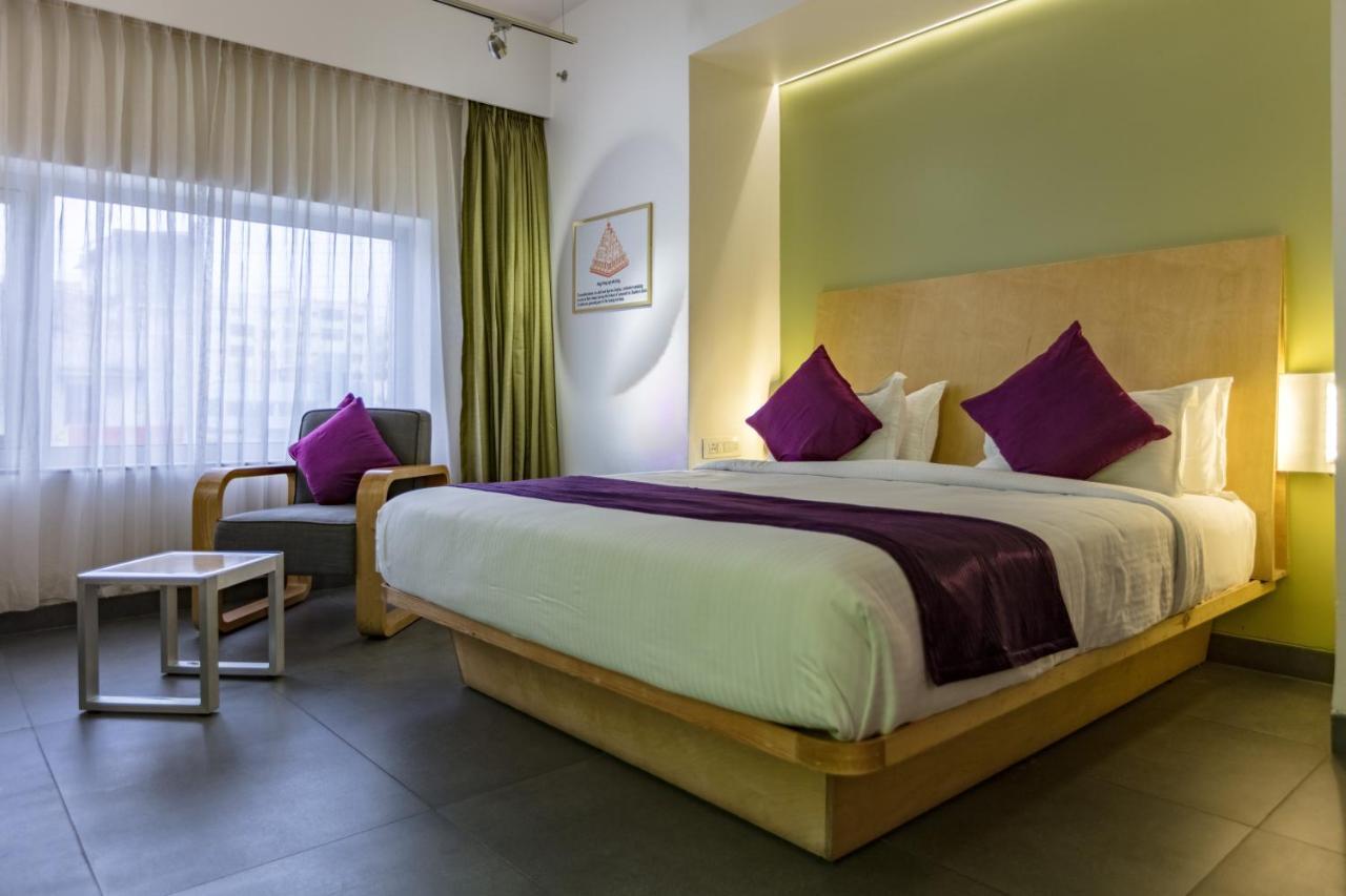 Hotel Aira Vijayawāda Buitenkant foto