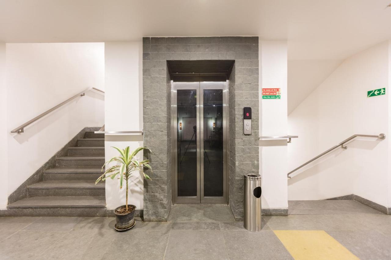 Hotel Aira Vijayawāda Buitenkant foto